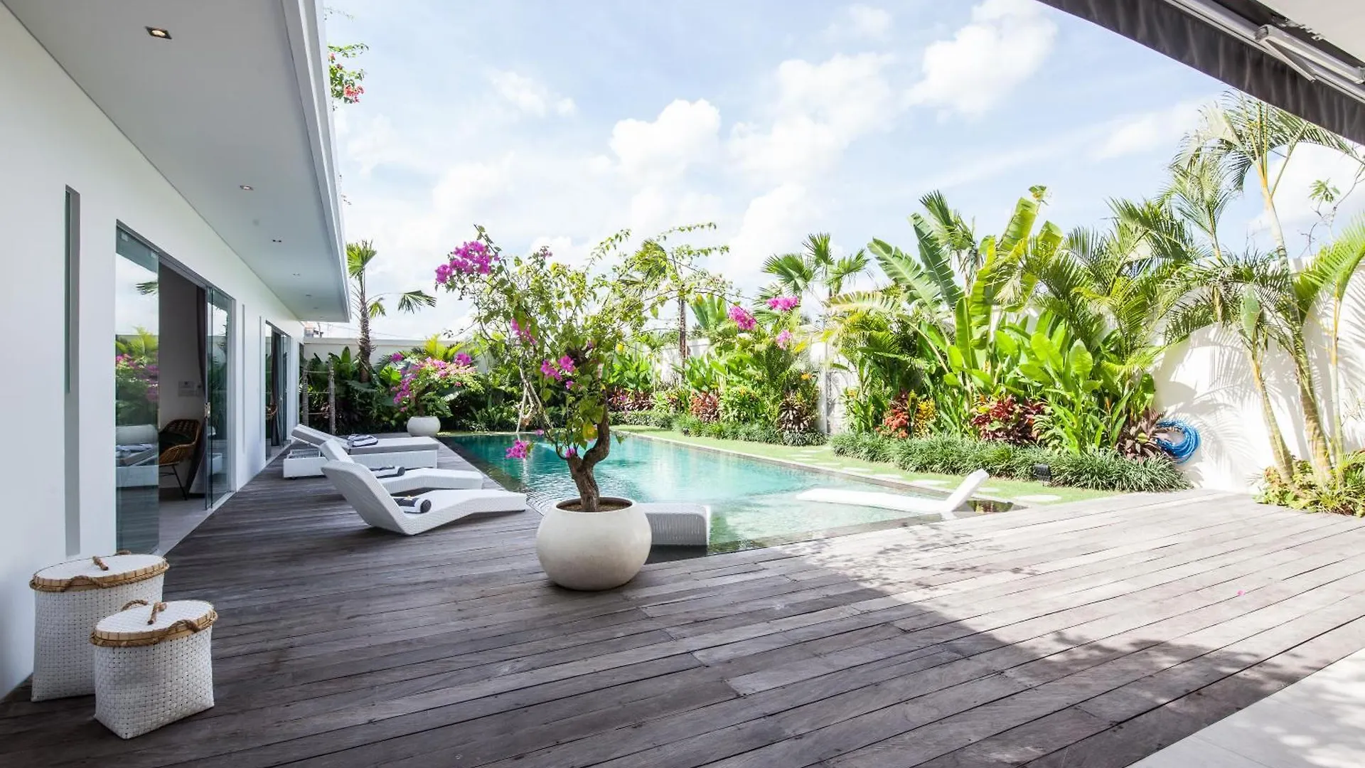 Villa Elisa Canggu  Indonesia